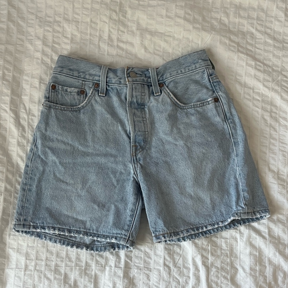 Levi’s 501 Mid Thigh Shorts